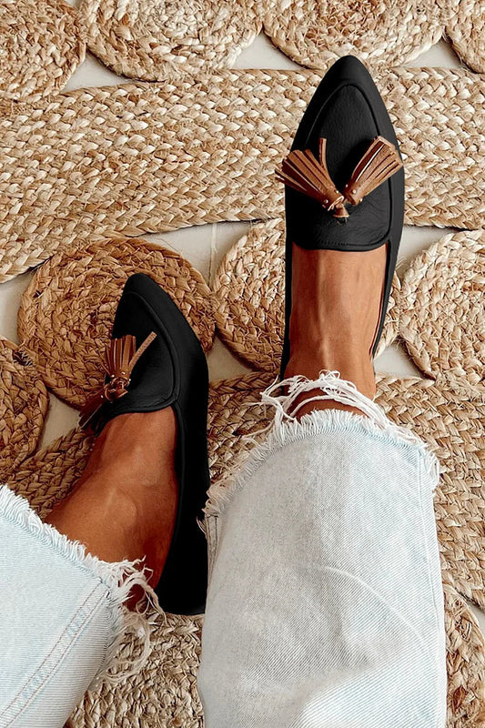 EVA STYLE  | POINTED LOAFERS WITH TASSEL