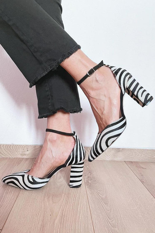 EVA STYLE | ZEBRA PRINT PUMPS WITH ANKLE STRAP