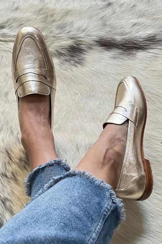 EVA STYLE  | SHINY LIGHT GOLD LOAFER