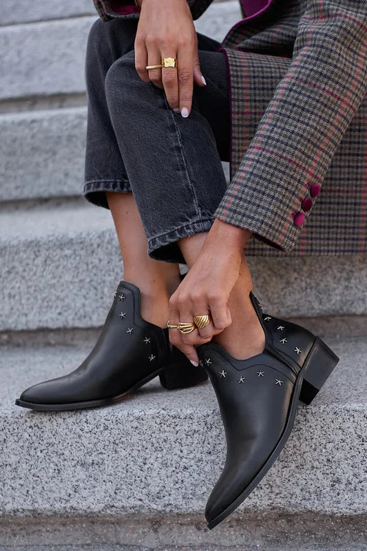 EVA STYLE  | ANKLE BOOT WITH STAR DETAILS