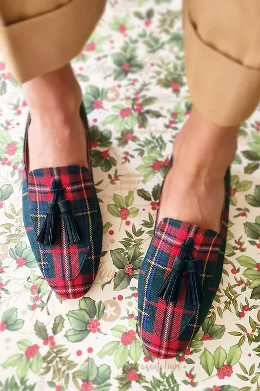 EVA STYLE  | SCOTTISH CHIC LOAFER WITH FRINGES