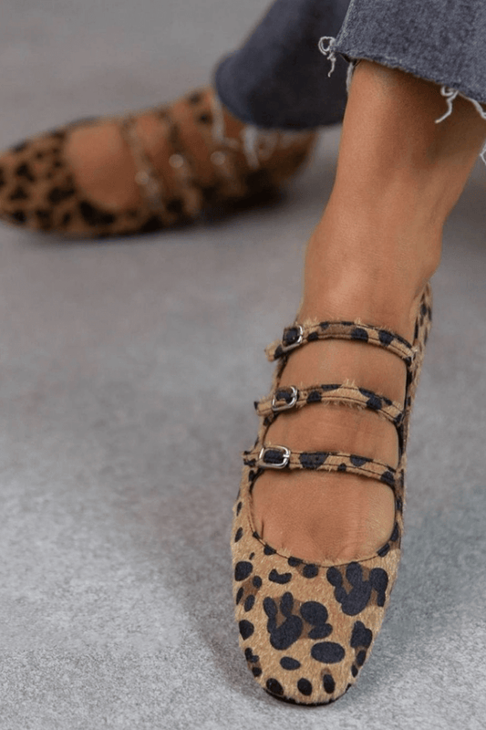 EVA STYLE  | LEOPARD BUCKLE FLATS