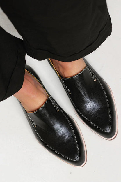 EVA STYLE  | ELEGANT MINIMALIST LOAFERS