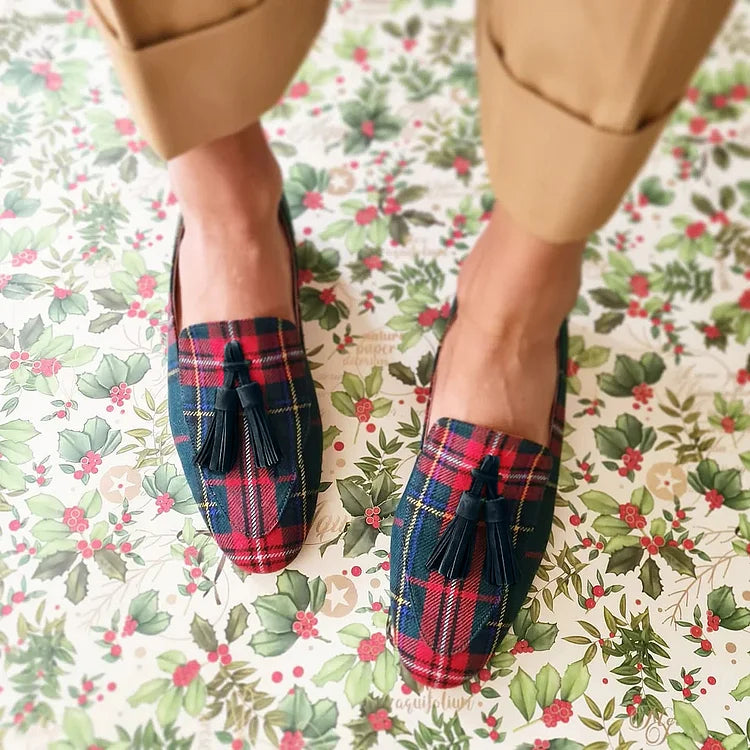 EVA STYLE  | SCOTTISH CHIC LOAFER WITH FRINGES