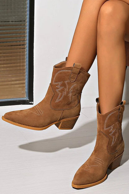 EVA STYLE  | POINTED WESTERN ANKLE BOOT