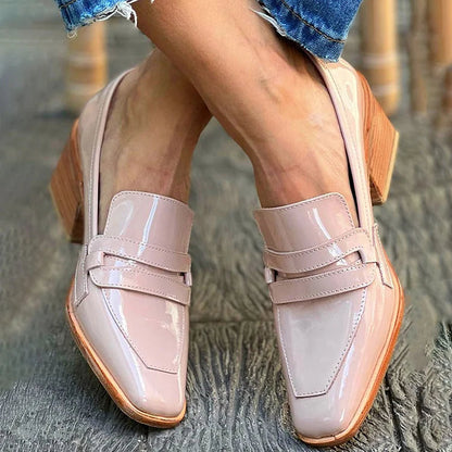 EVA STYLE  | MOCASSINS WITH WIDE HEEL SHINY
