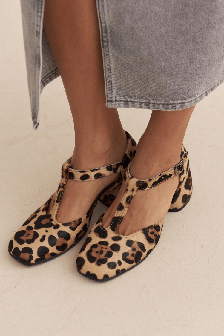 EVA STYLE  | LEOPARD T-STRAP BLOCK HEELS
