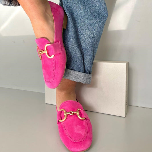 EVA STYLE  | CHIC LOAFERS WITH GOLD DETAIL