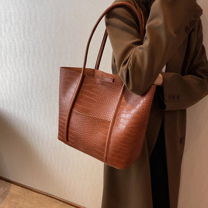 Betina™ - Croc Shoulder Bag