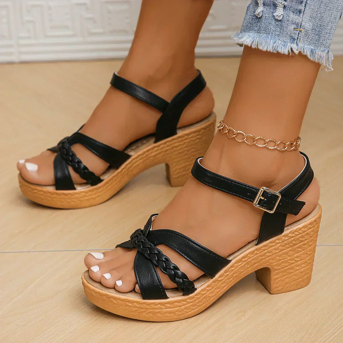 EVA STYLE  | BRAIDED STRAP PLATFORM SANDALS