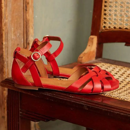 EVA STYLE  | STRAPPY FLAT SANDALS