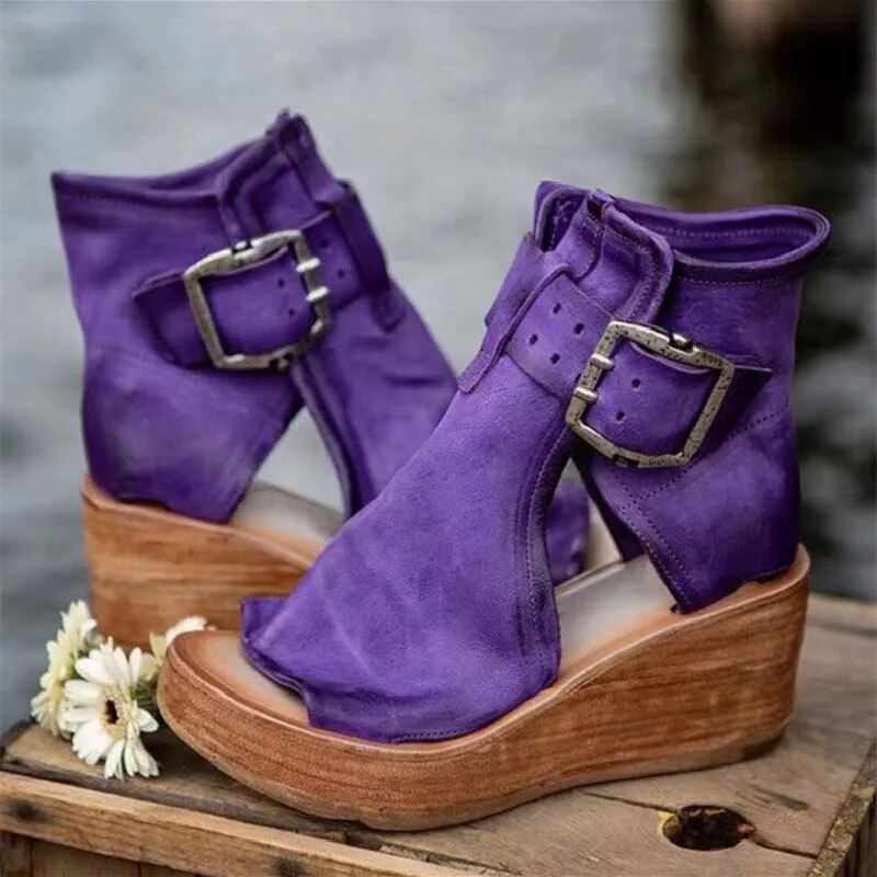 EVA STYLE  | Vintage Look Wedge Sandals