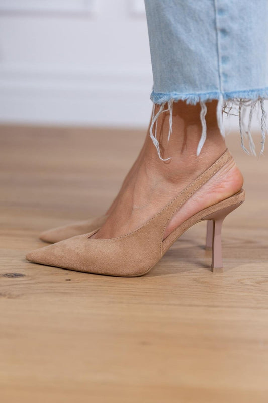 EVA STYLE | SUEDE SLINGBACK HEELS
