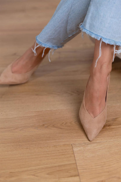 EVA STYLE | SUEDE SLINGBACK HEELS